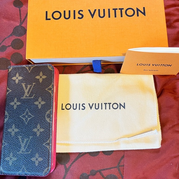 Authentic Louis Vuitton iPhone 8 Plus case - Picture 8 of 8